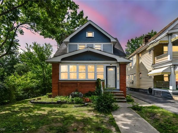 16705 Hillsboro Road, Cleveland, OH 44112