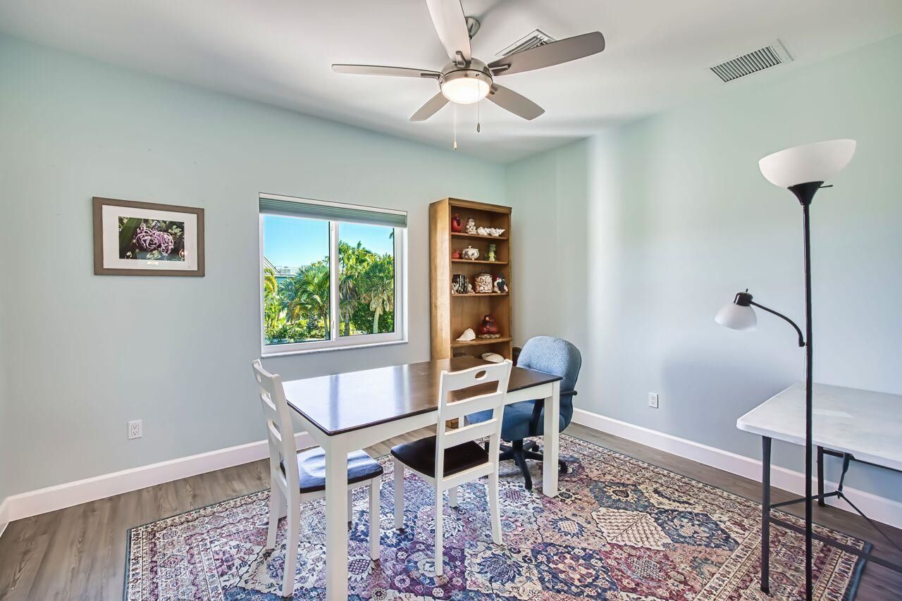 595 Piedmont Rd, Sanibel, FL 33957 Photo