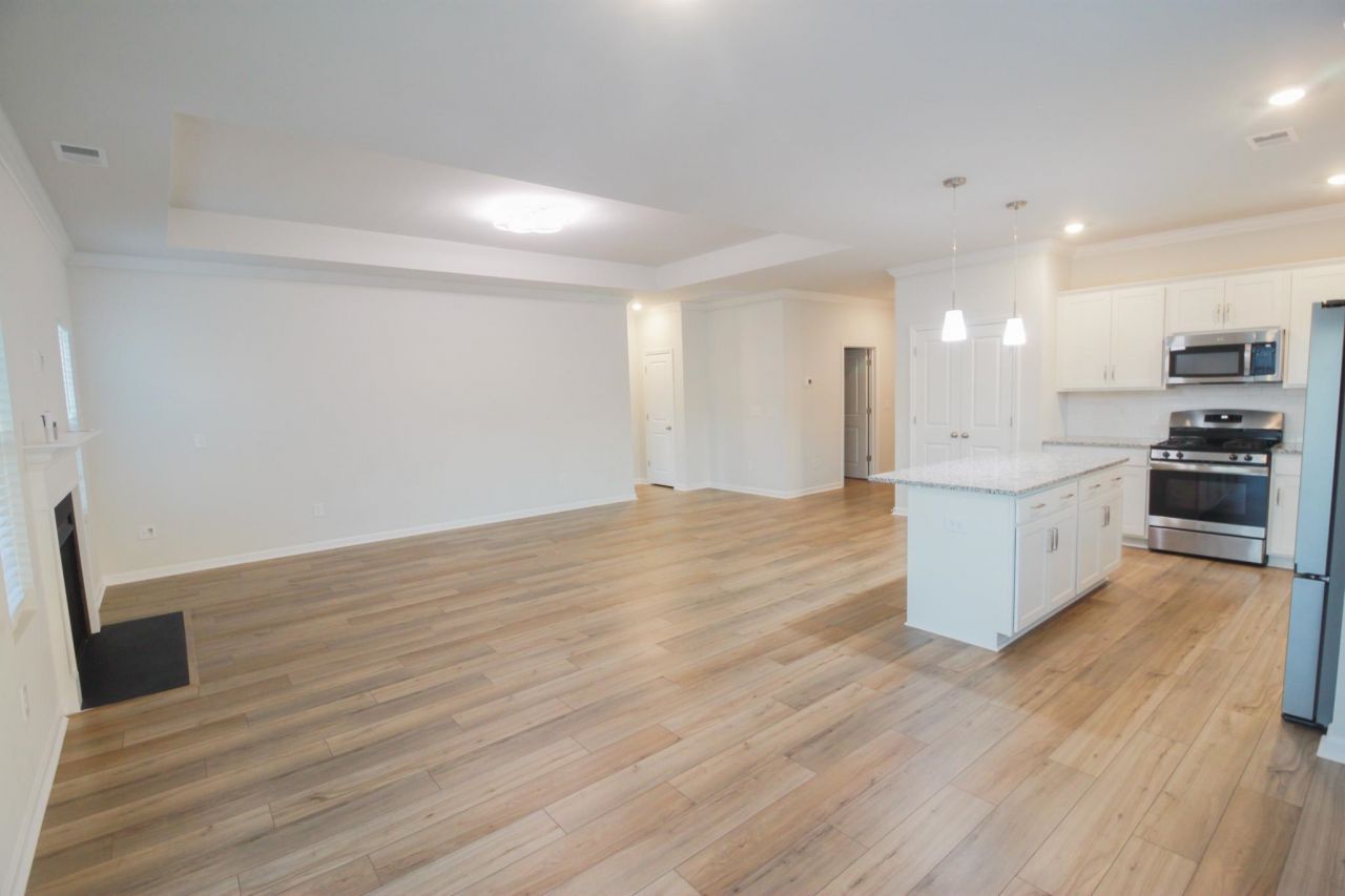 1454 Bellaria Way Photo 17