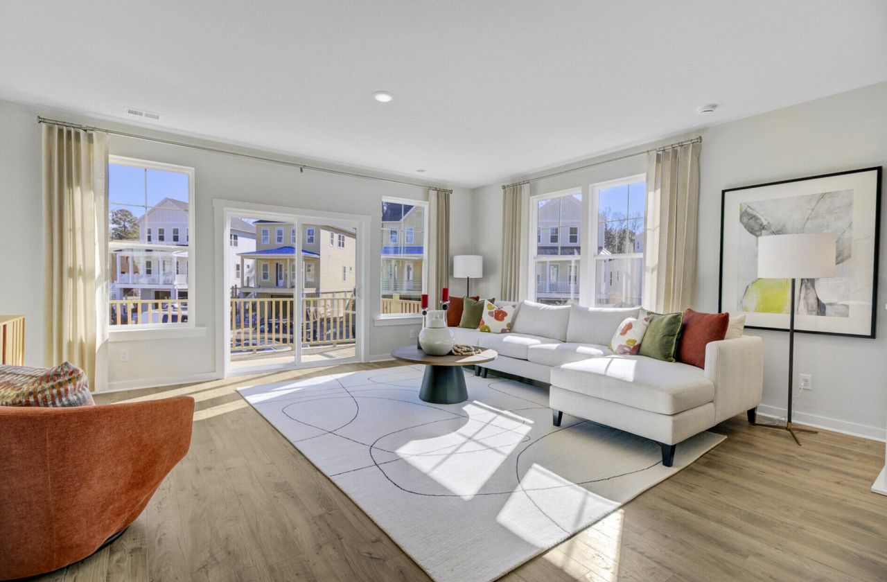 421 Caledon Court Photo 14