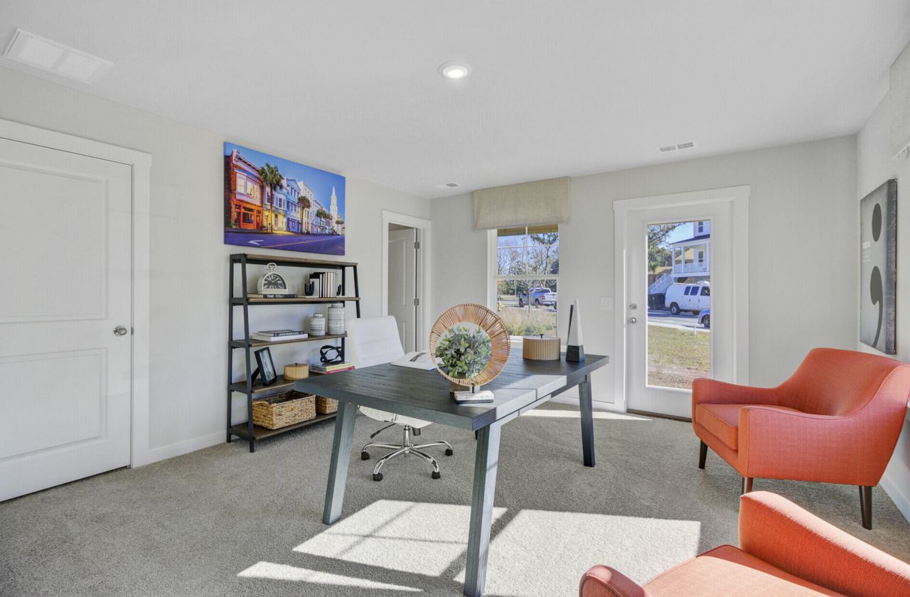 421 Caledon Court Photo 7