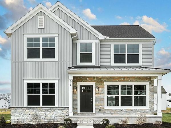 519 CHARLESTON DRIVE, MECHANICSBURG, PA 17055