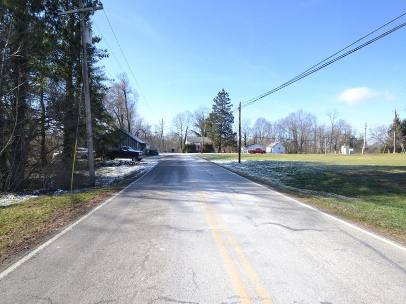 6614 Ashridge Arnheim Road, Franklin Twp, OH 45121 Photo 12