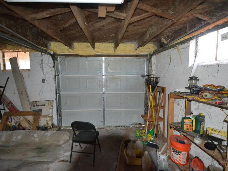 6614 Ashridge Arnheim Road, Franklin Twp, OH 45121 Photo 7