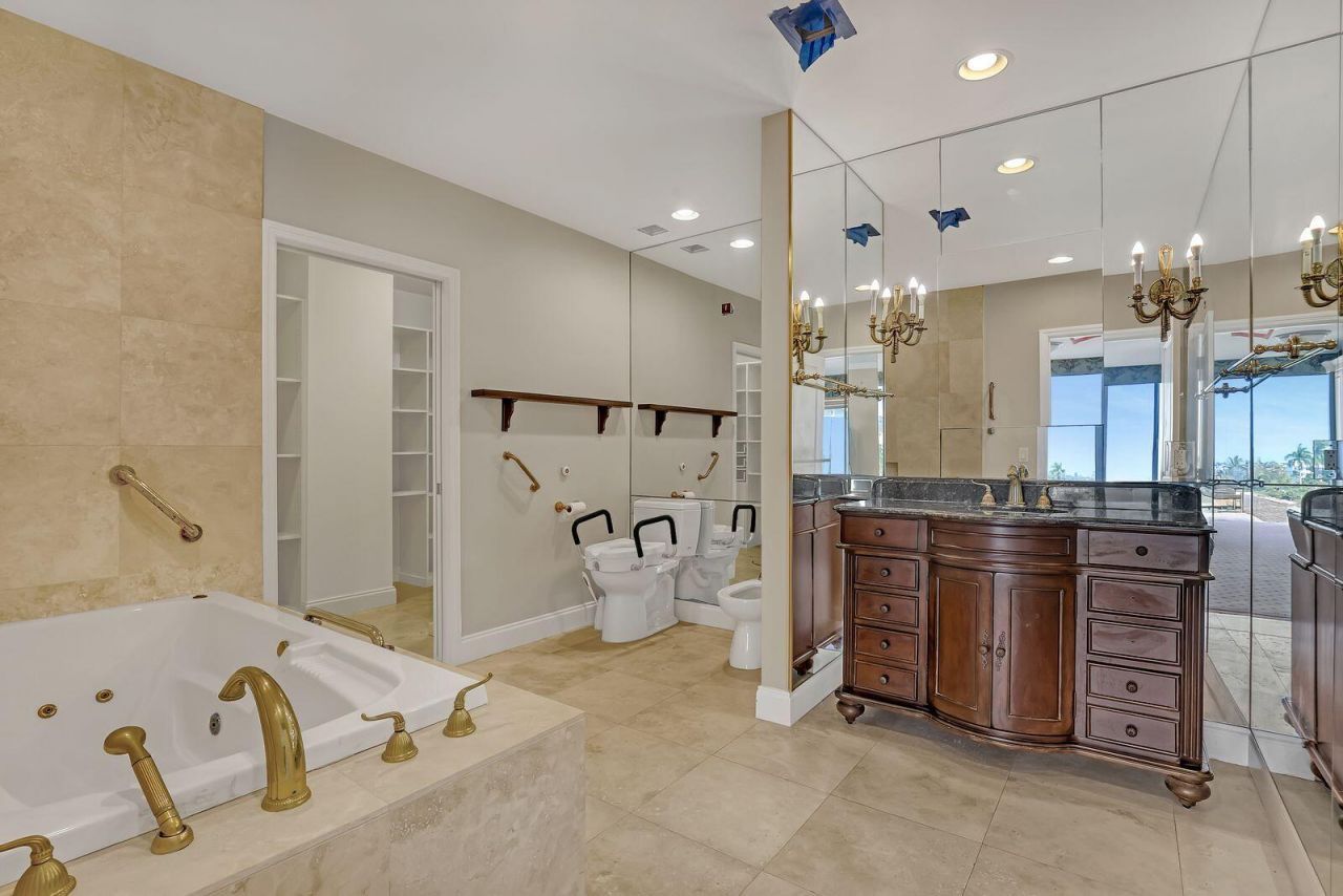 44 Cocoanut Row, Unit 420/421 A, Palm Beach, FL 33480 Photo