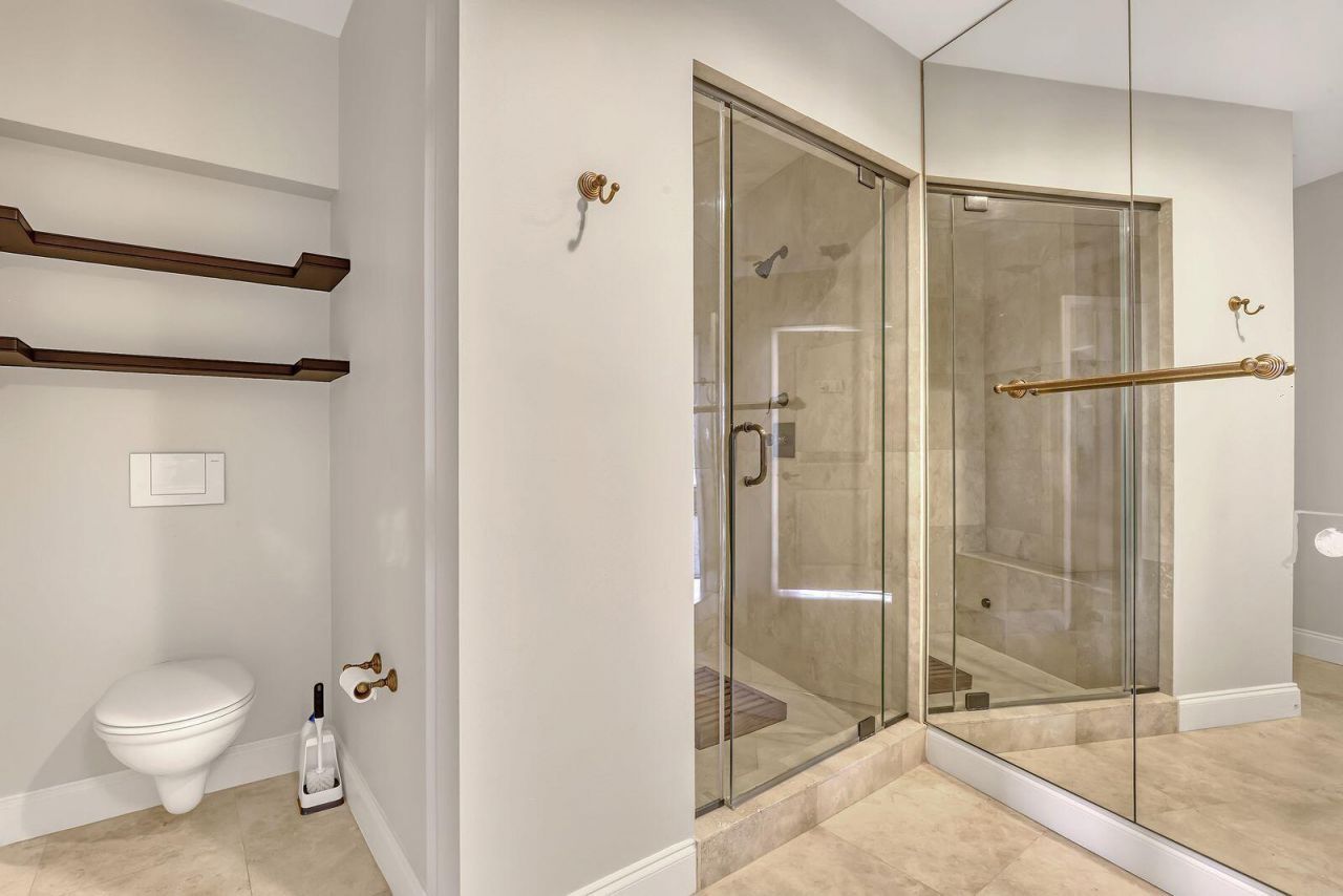 44 Cocoanut Row, Unit 420/421 A, Palm Beach, FL 33480 Photo