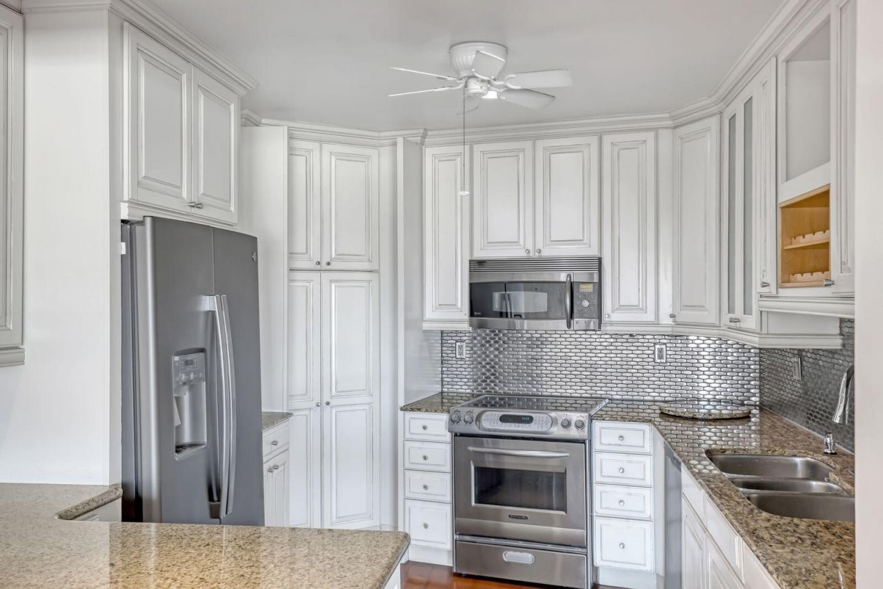 44 Cocoanut Row, Unit 420/421 A, Palm Beach, FL 33480 Photo