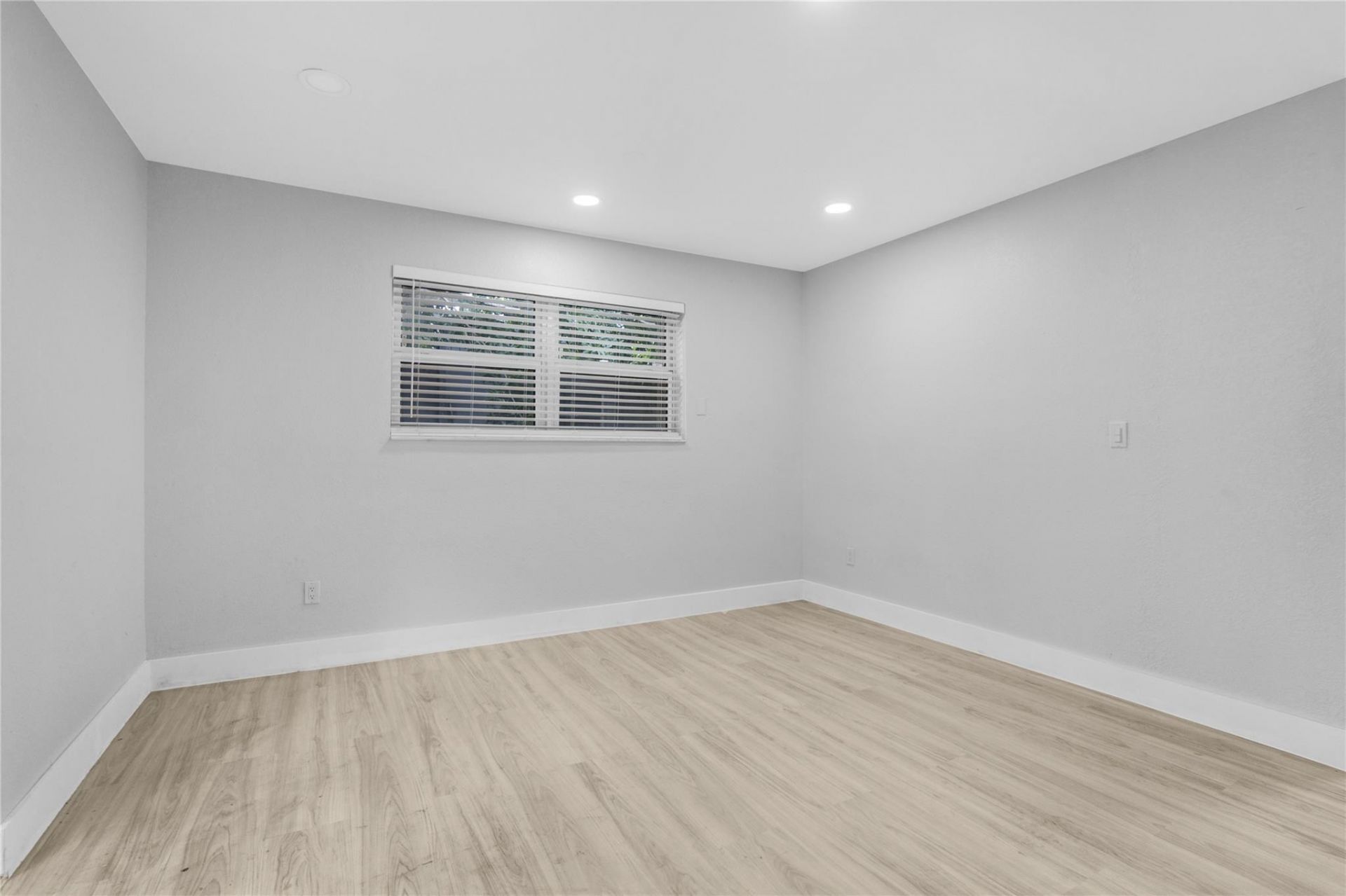 4730 NW 11th Place, Lauderhill, FL 33313 Photo