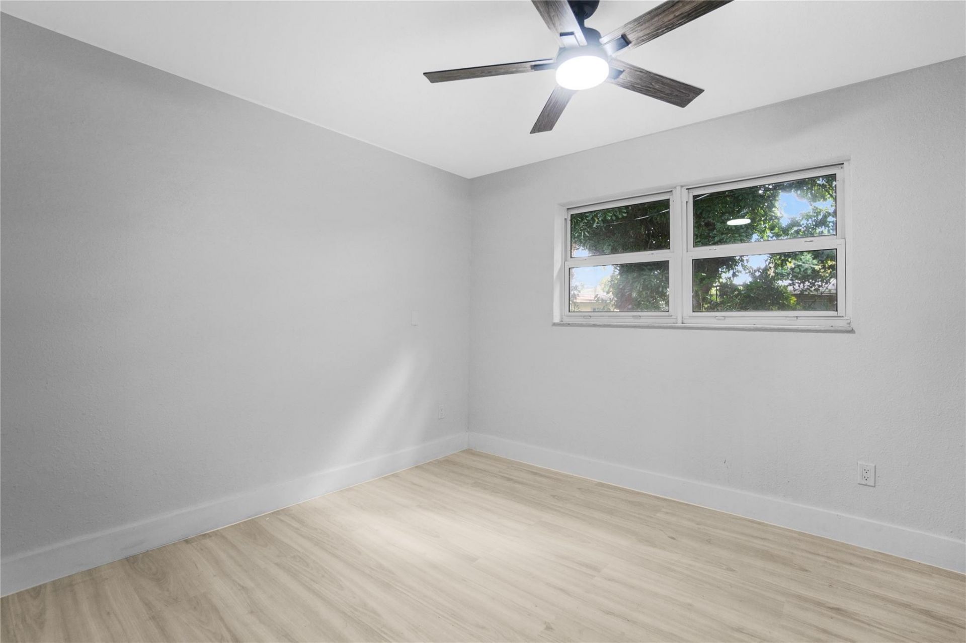 4730 NW 11th Place, Lauderhill, FL 33313 Photo
