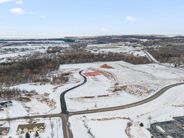 179 Hidden Valley Cir, Unit Lt9, Fond Du Lac, WI 54937