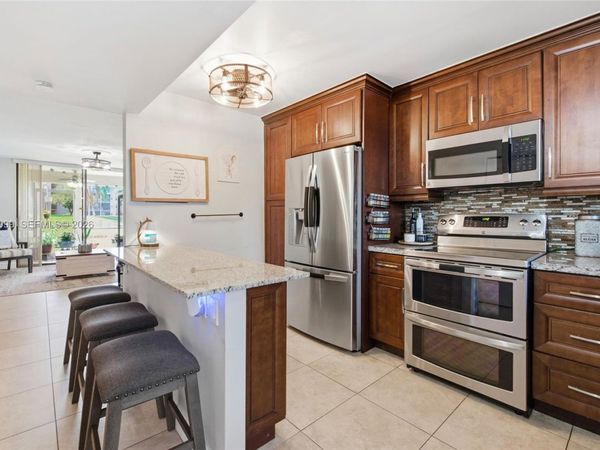 10300 NW 30th Ct, Unit 109, Sunrise, FL 33322