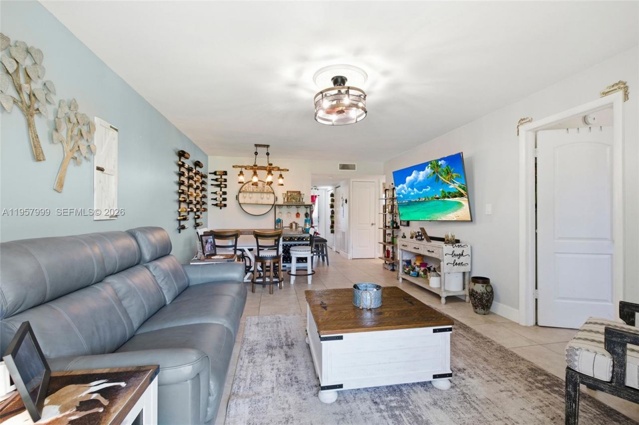 10300 NW 30th Ct, Unit 109, Sunrise, FL 33322 Photo