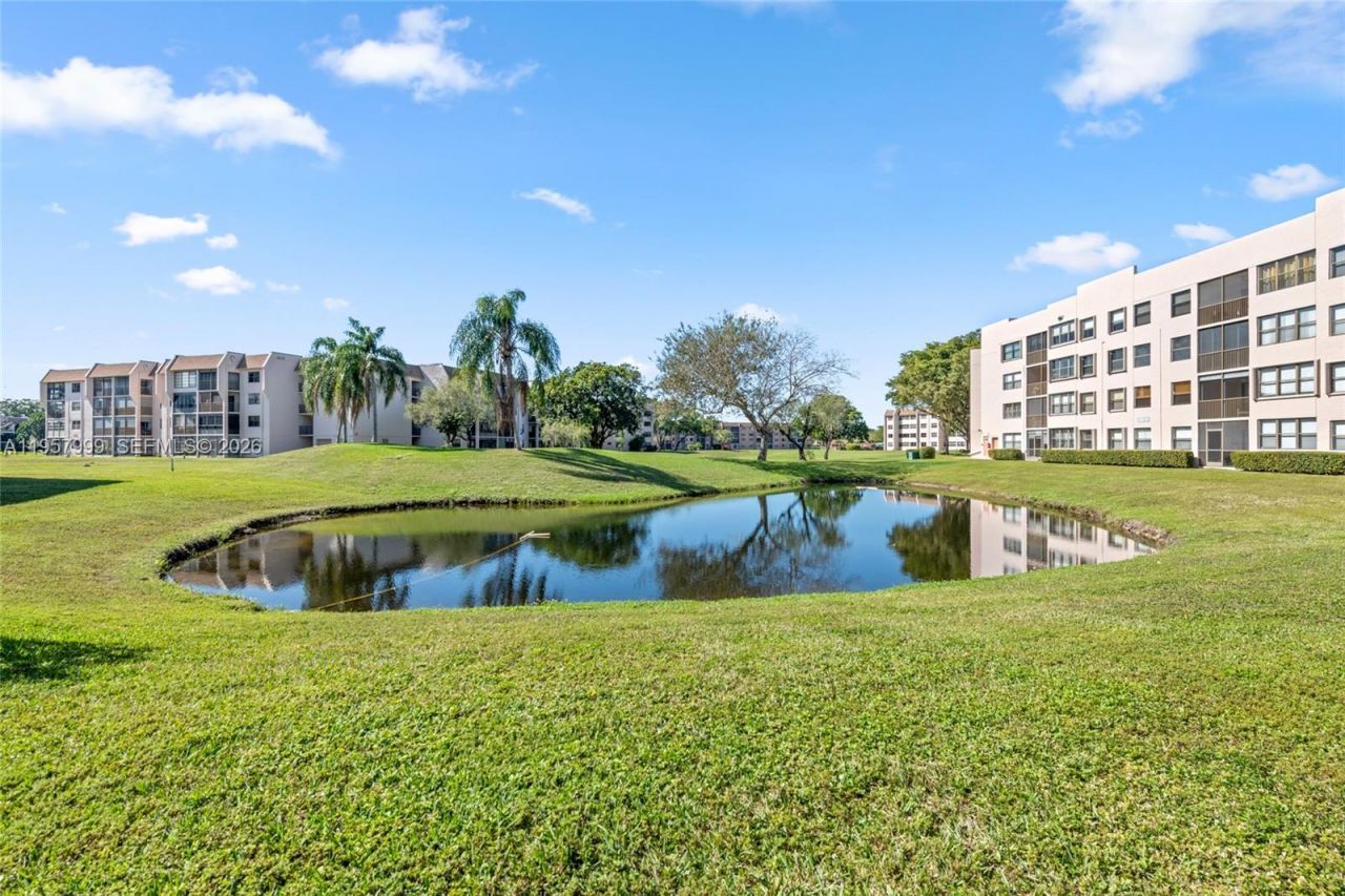 10300 NW 30th Ct, Unit 109, Sunrise, FL 33322 Photo