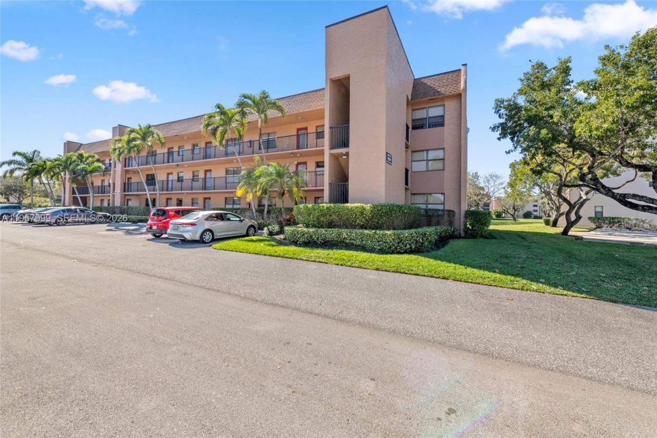 10300 NW 30th Ct, Unit 109, Sunrise, FL 33322 Photo