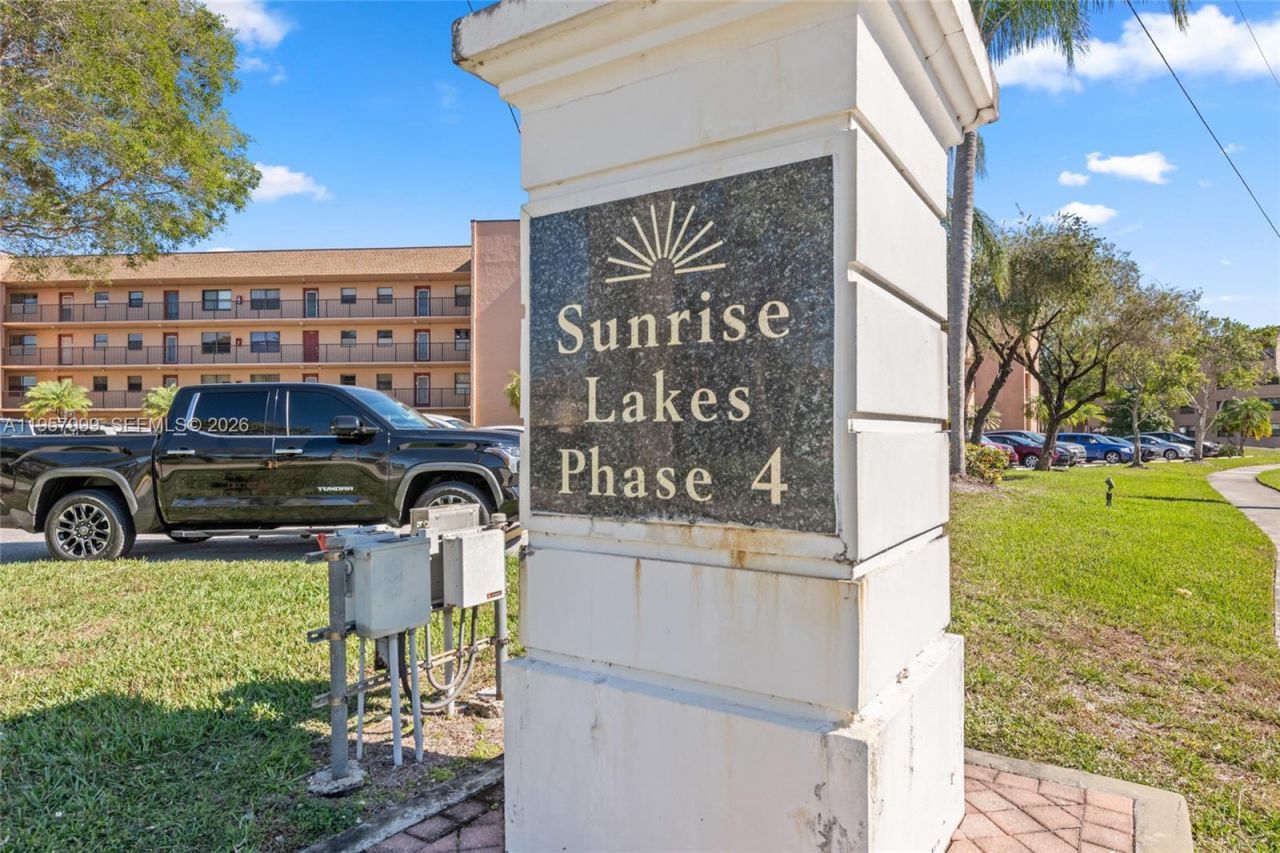 10300 NW 30th Ct, Unit 109, Sunrise, FL 33322 Photo