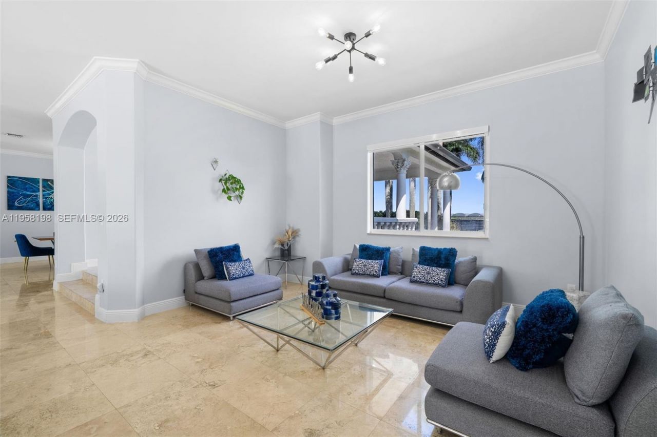 16800 SW 190th St, Miami, FL 33187 Photo