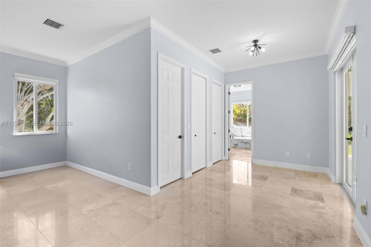 16800 SW 190th St, Miami, FL 33187 Photo