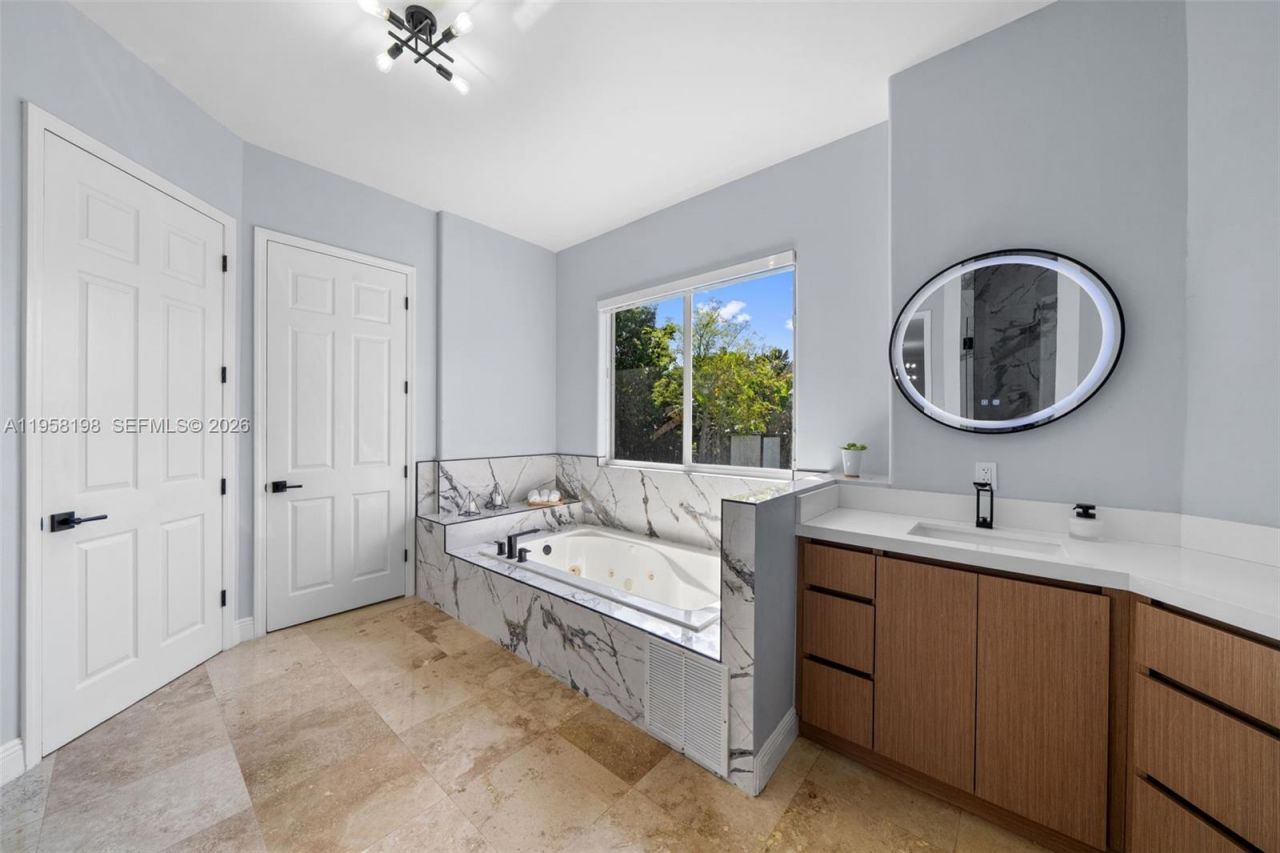 16800 SW 190th St, Miami, FL 33187 Photo