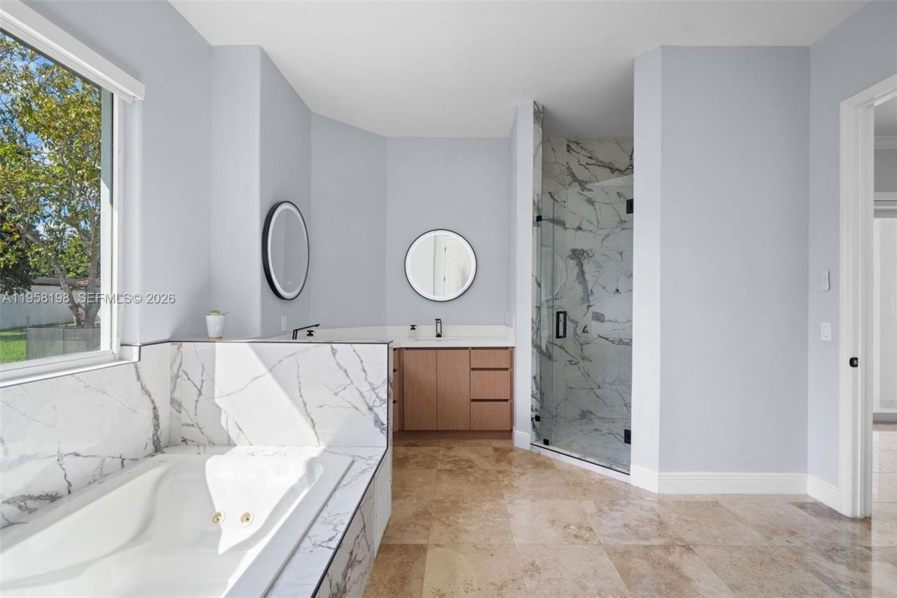 16800 SW 190th St, Miami, FL 33187 Photo