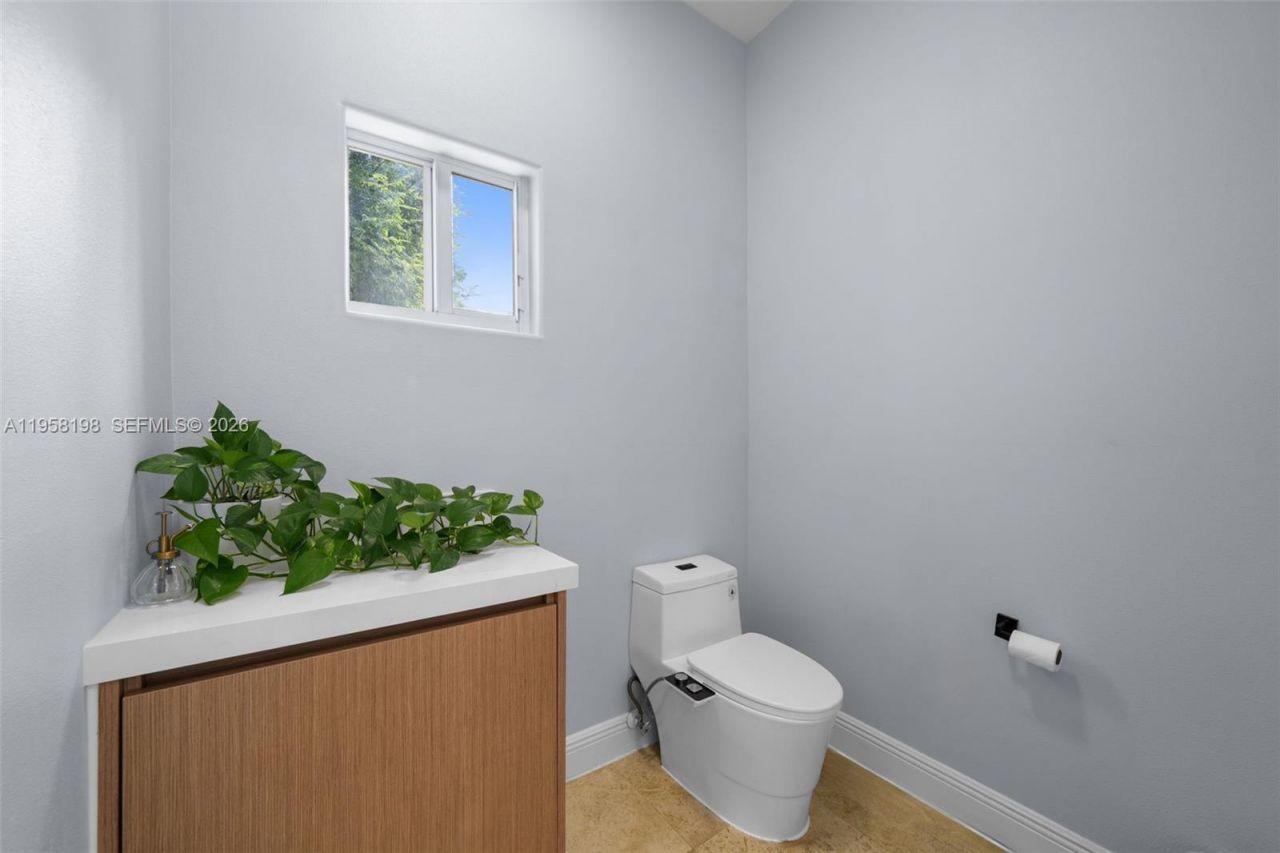 16800 SW 190th St, Miami, FL 33187 Photo