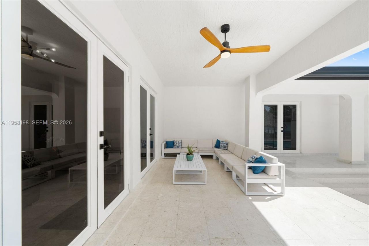 16800 SW 190th St, Miami, FL 33187 Photo