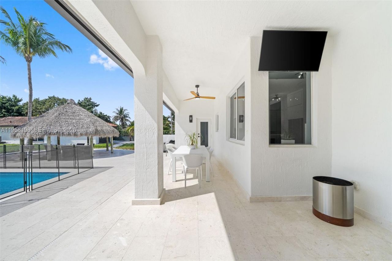 16800 SW 190th St, Miami, FL 33187 Photo