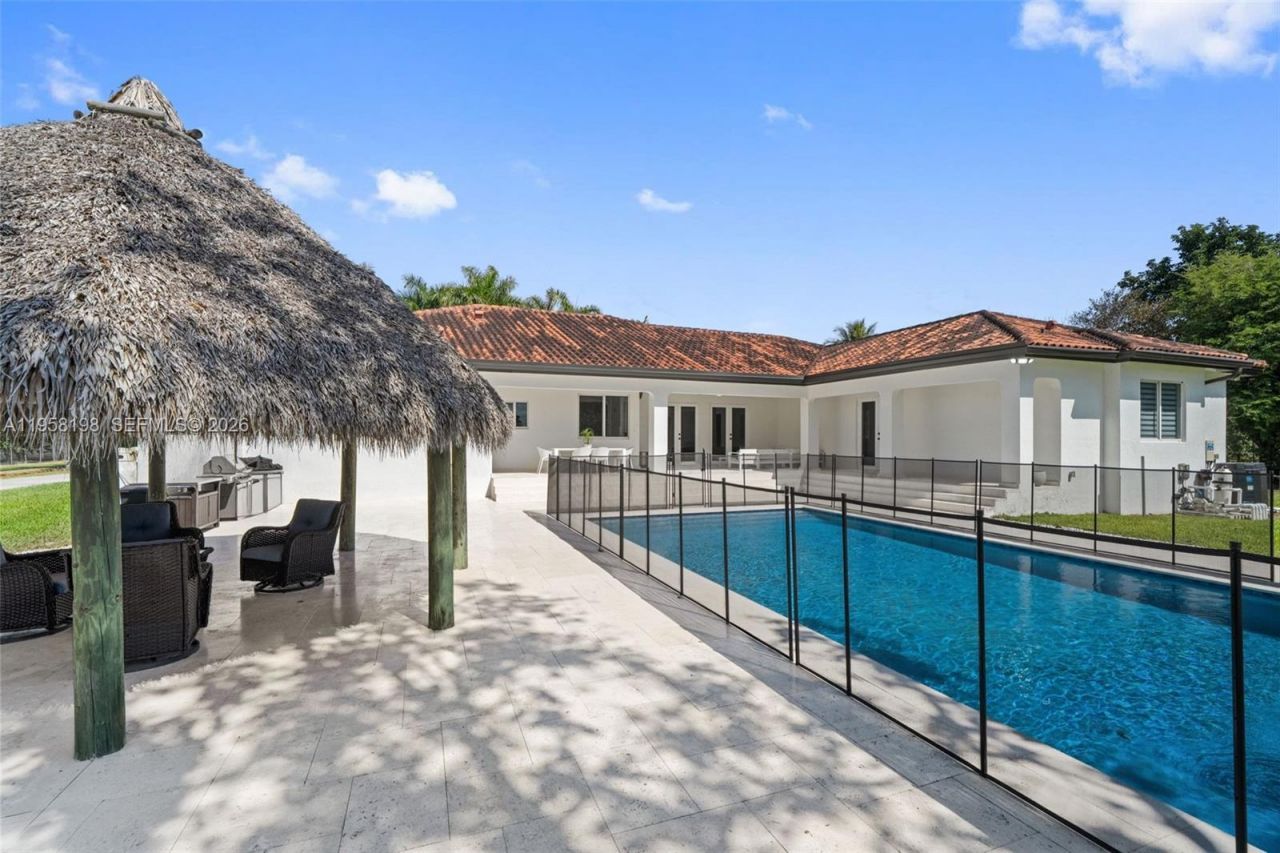 16800 SW 190th St, Miami, FL 33187 Photo