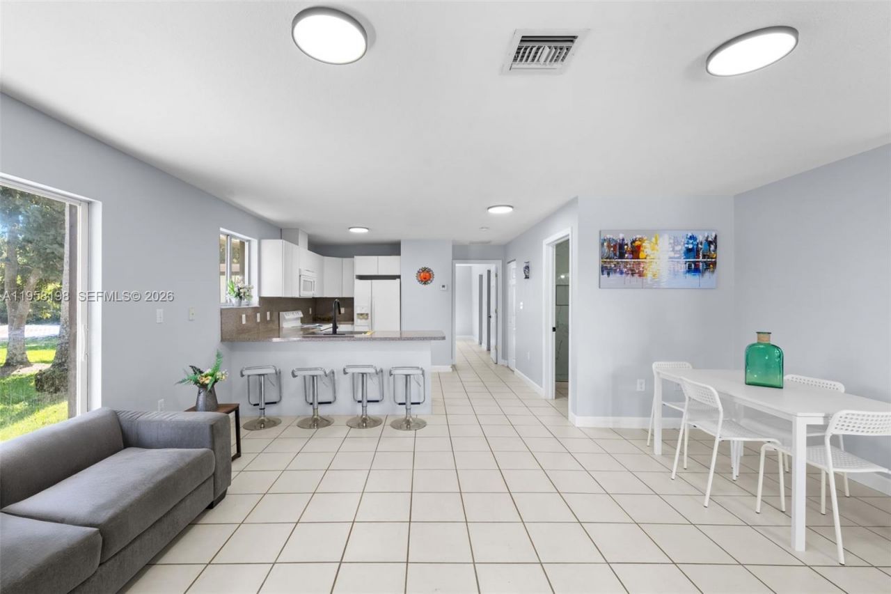 16800 SW 190th St, Miami, FL 33187 Photo