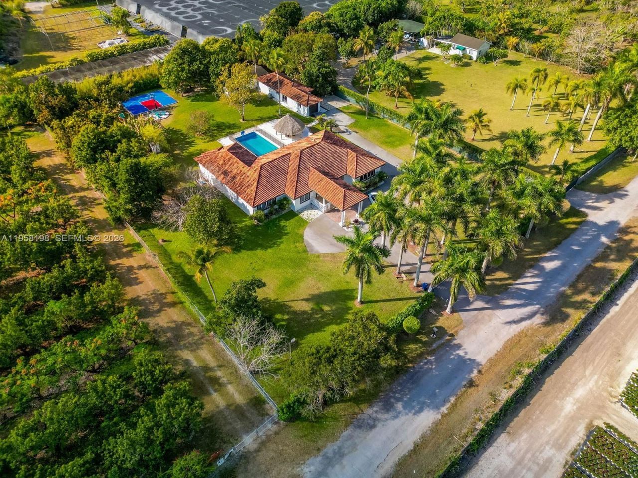 16800 SW 190th St, Miami, FL 33187 Photo