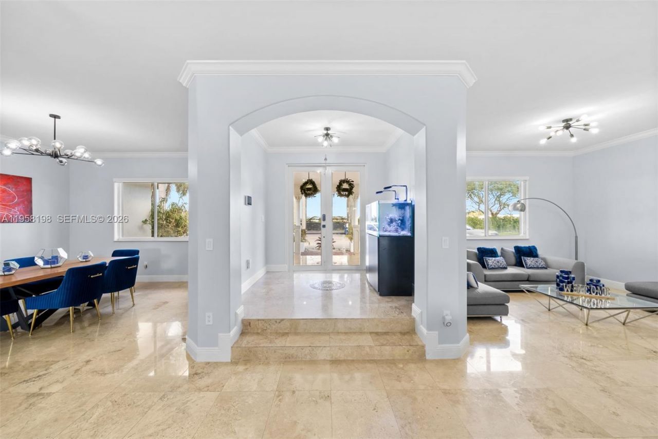 16800 SW 190th St, Miami, FL 33187 Photo