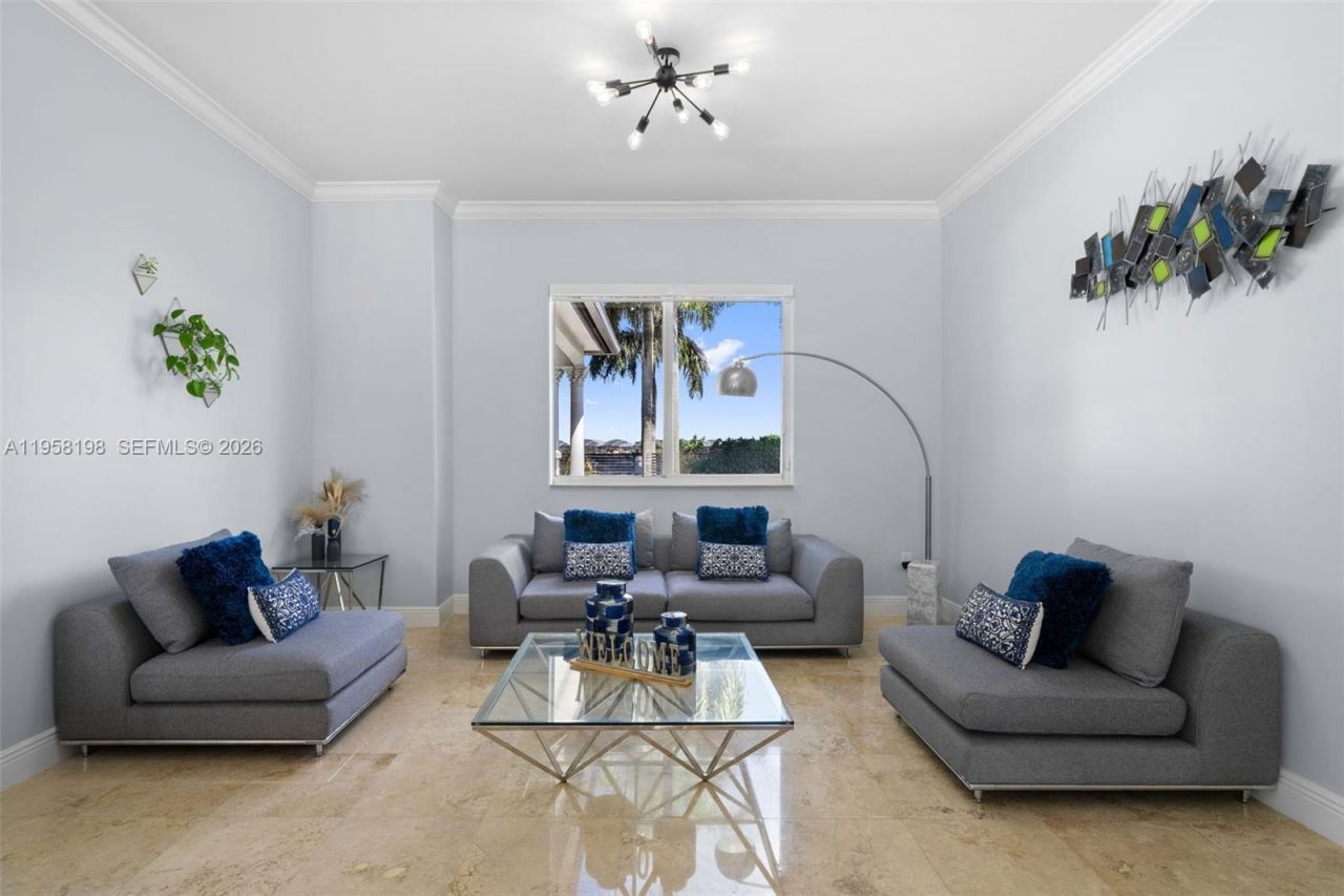 16800 SW 190th St, Miami, FL 33187 Photo