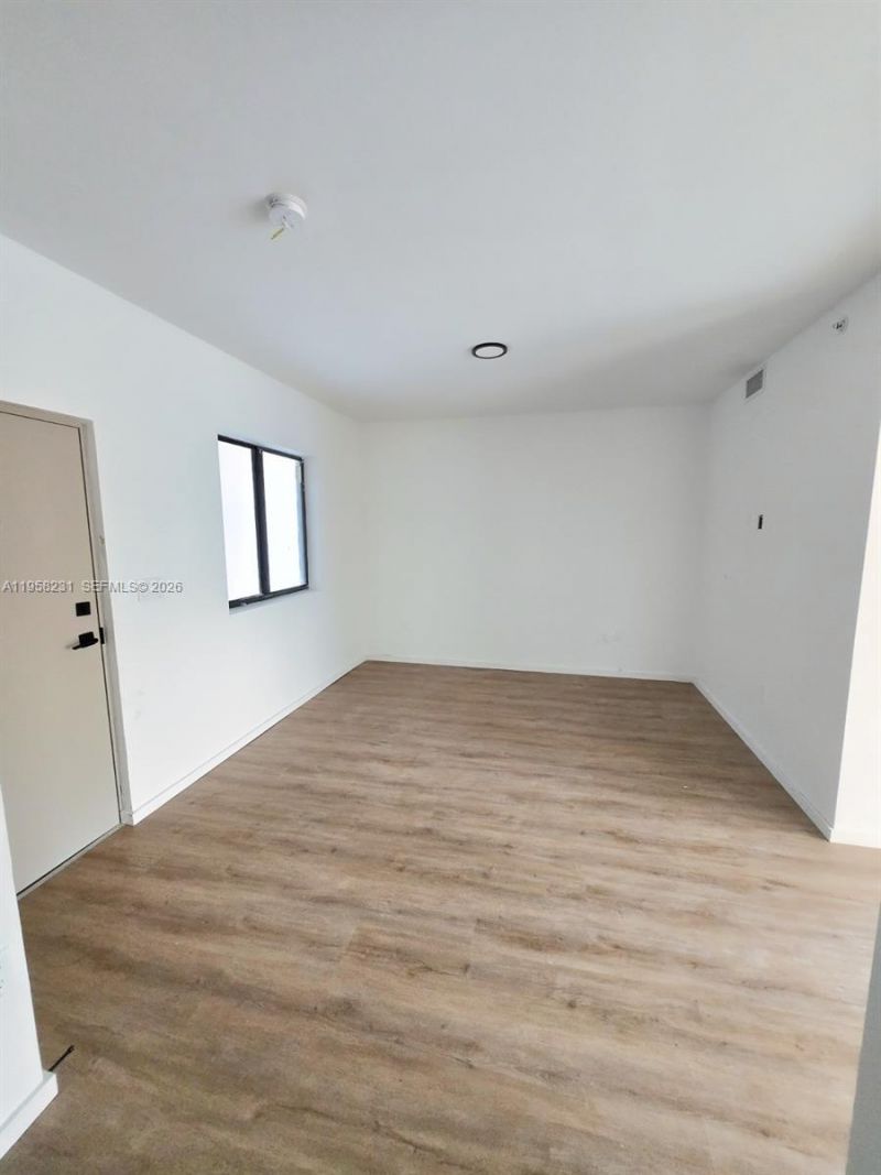 753 NW 30th St , Unit 1, Miami, FL 33127 Photo