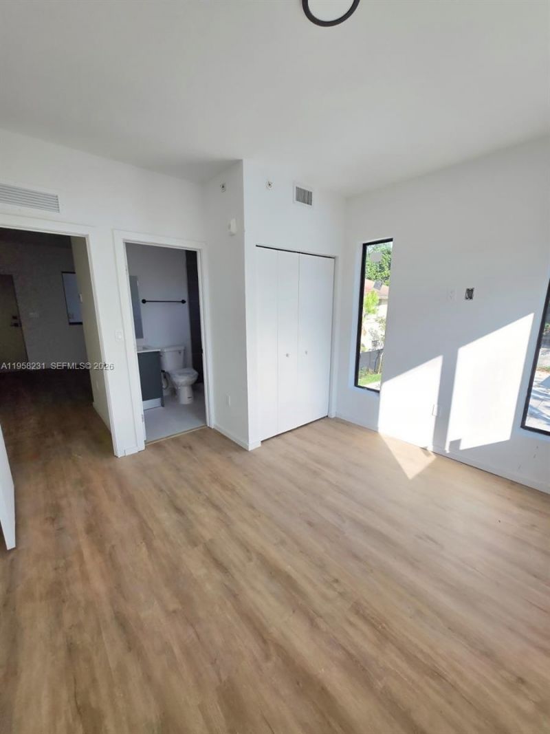 753 NW 30th St , Unit 1, Miami, FL 33127 Photo