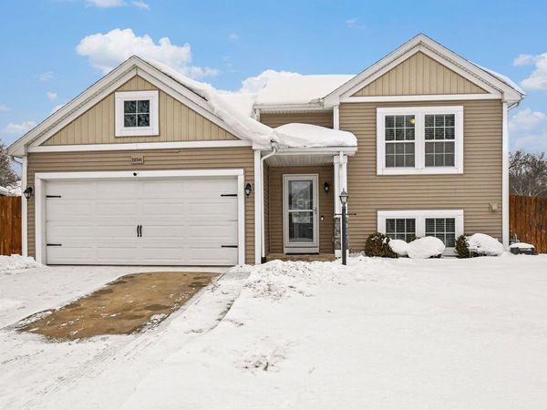 20341 Kiefer Way, South Bend, IN 46637