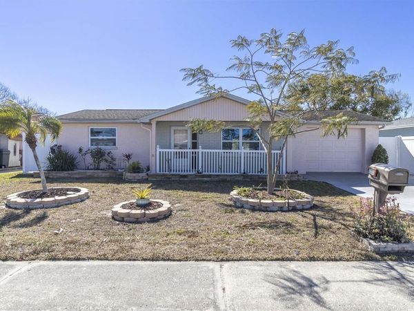 7322 OAK CREST DRIVE, PORT RICHEY, FL 34668