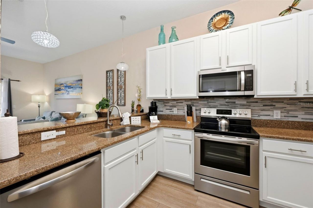 1014 Gran Bahama Boulevard, Unit 31-1014, Davenport, FL 33837 Photo