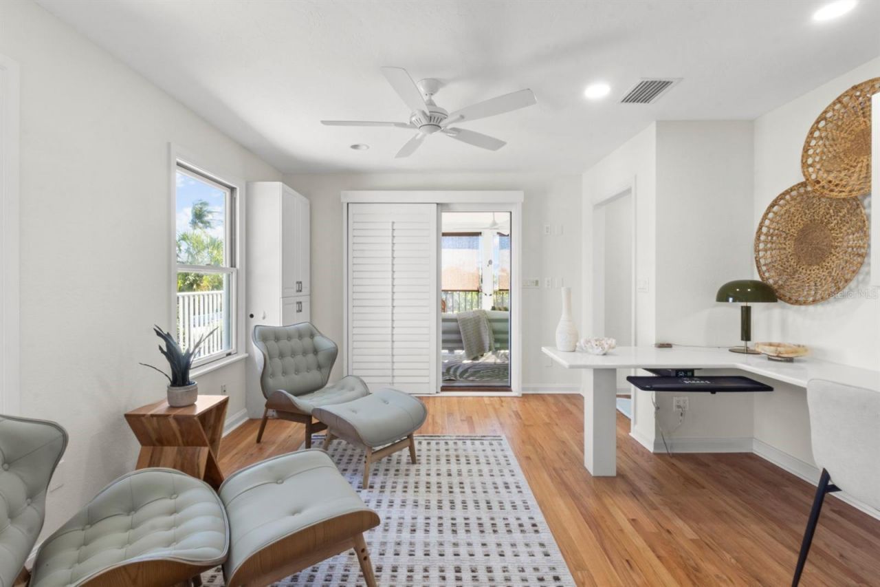 7091 Longboat Drive E, Longboat Key, FL 34228 Photo