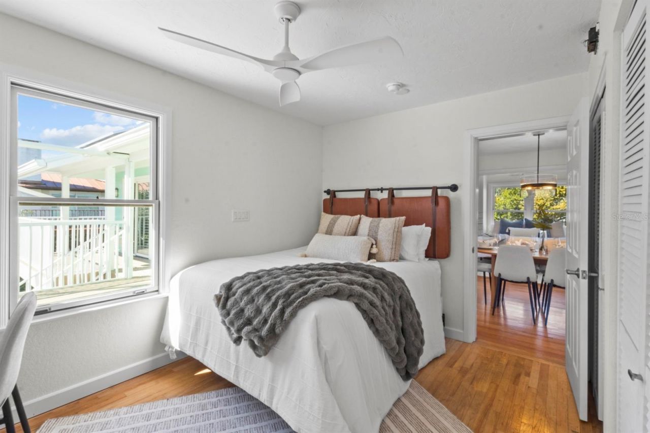 7091 Longboat Drive E, Longboat Key, FL 34228 Photo