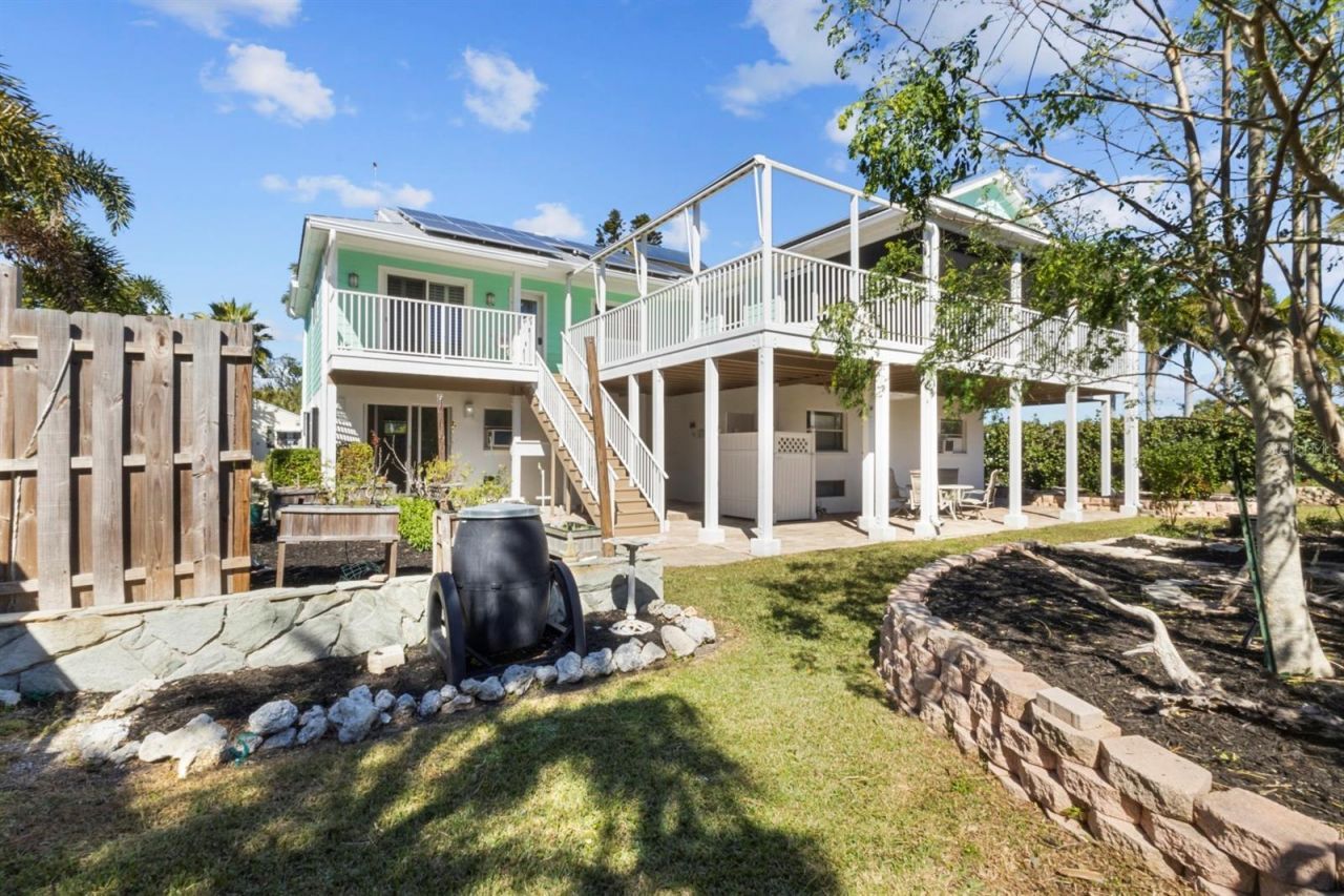 7091 Longboat Drive E, Longboat Key, FL 34228 Photo