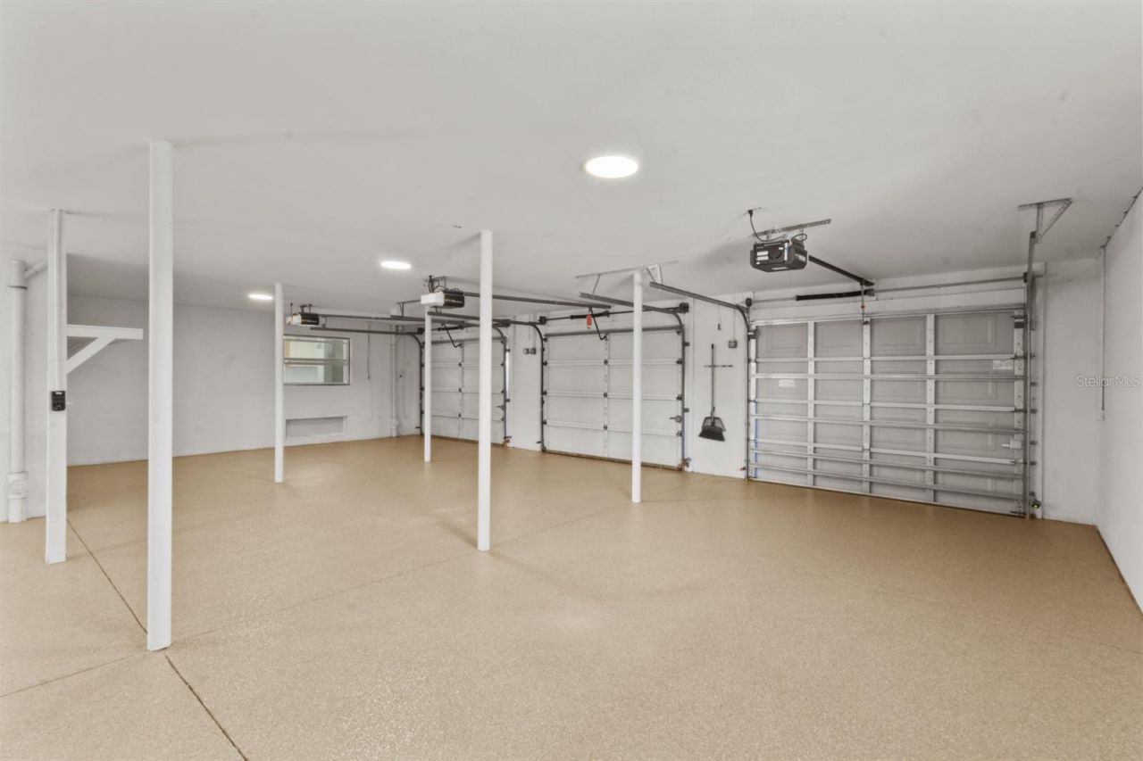 7091 Longboat Drive E, Longboat Key, FL 34228 Photo