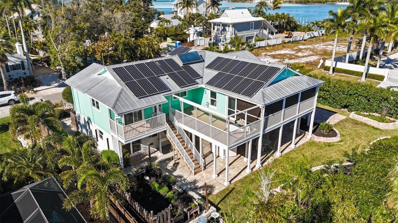 7091 Longboat Drive E, Longboat Key, FL 34228 Photo