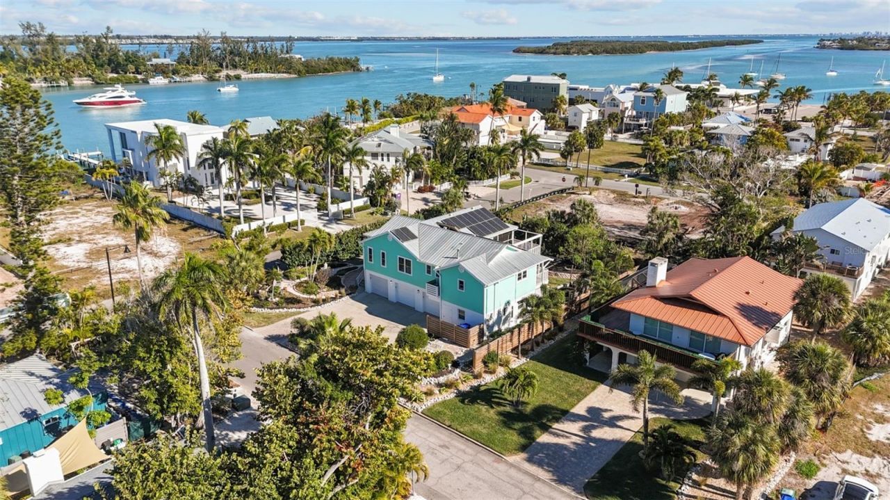 7091 Longboat Drive E, Longboat Key, FL 34228 Photo