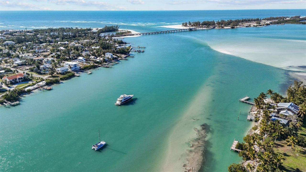 7091 Longboat Drive E, Longboat Key, FL 34228 Photo