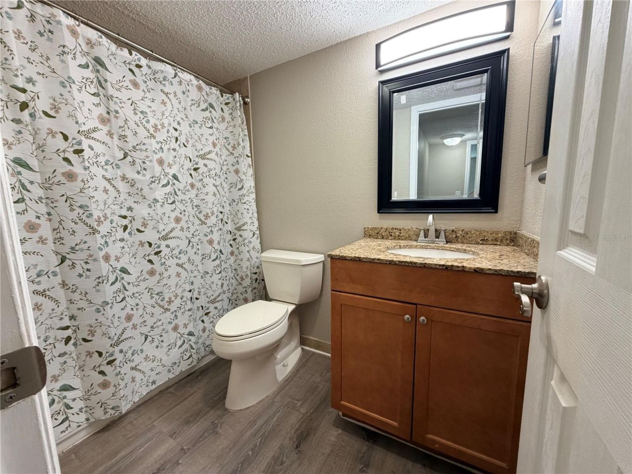 2630 Coconut Bay Lane, Unit 629, Sarasota, FL 34237 Photo