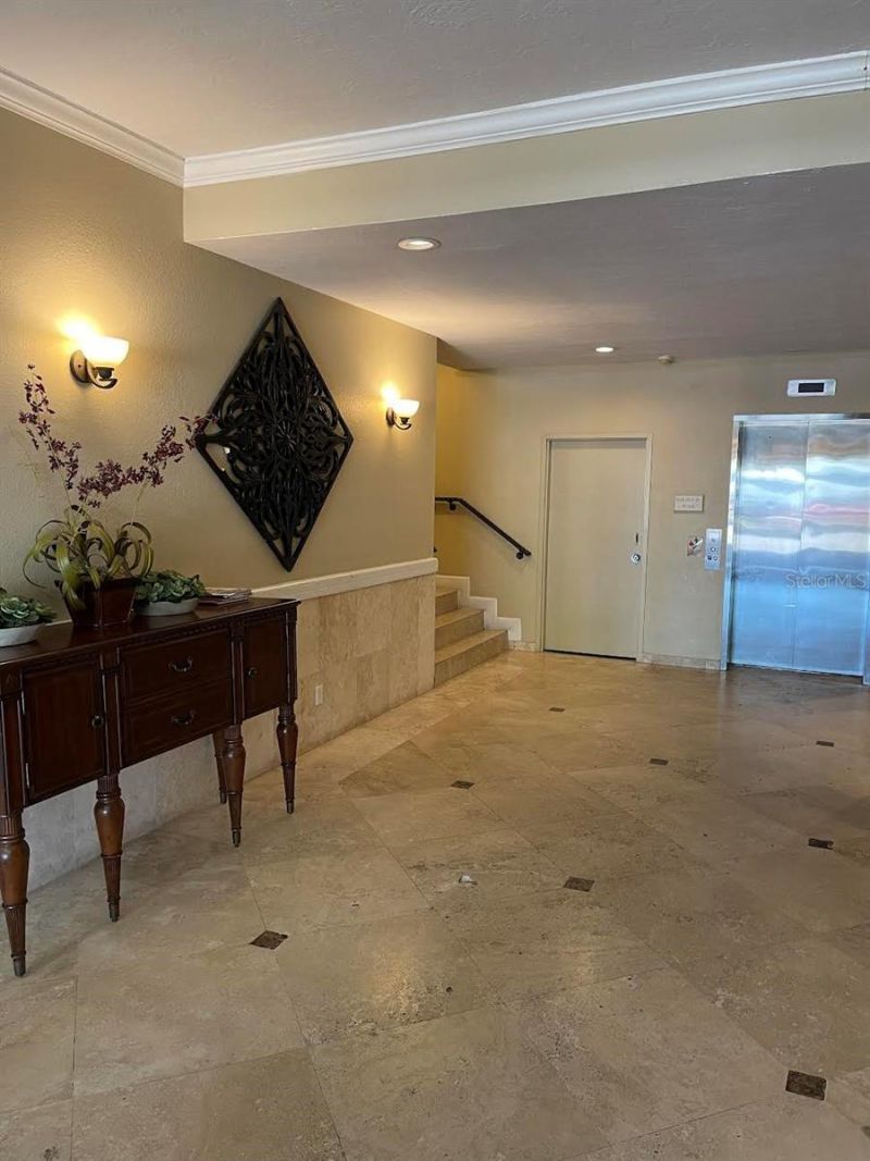 2630 Coconut Bay Lane, Unit 629, Sarasota, FL 34237 Photo