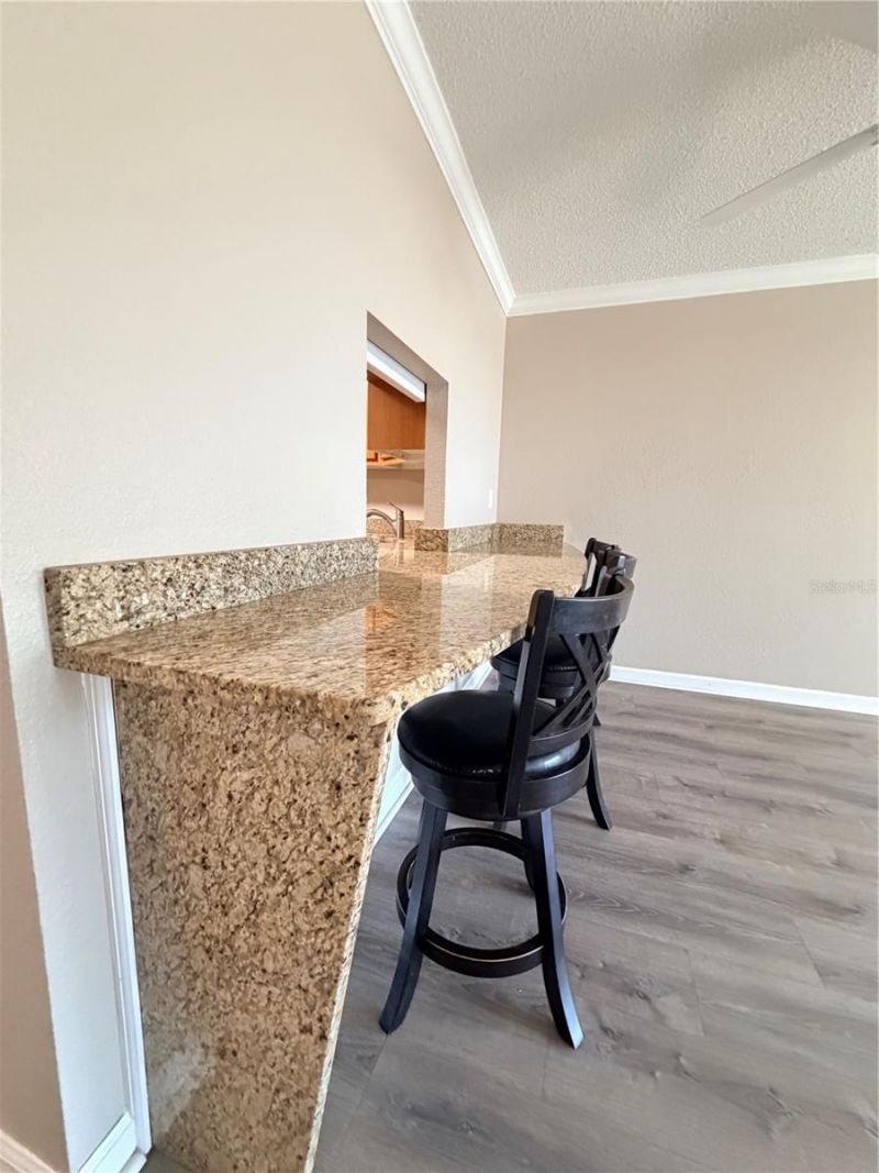 2630 Coconut Bay Lane, Unit 629, Sarasota, FL 34237 Photo