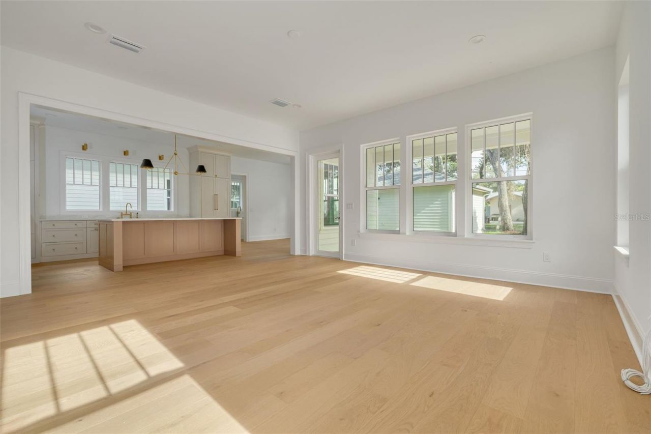 125 24th Avenue Se, Saint Petersburg, FL 33705 Photo