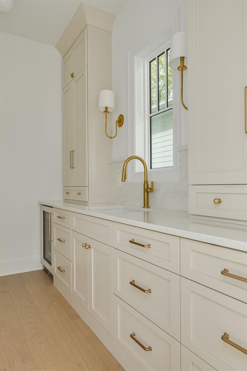 125 24th Avenue Se, Saint Petersburg, FL 33705 Photo