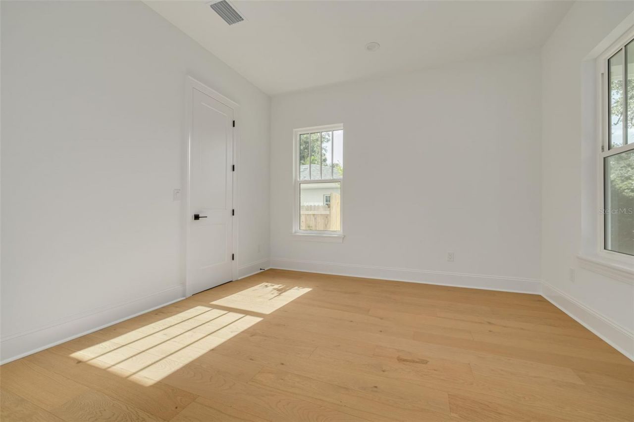 125 24th Avenue Se, Saint Petersburg, FL 33705 Photo