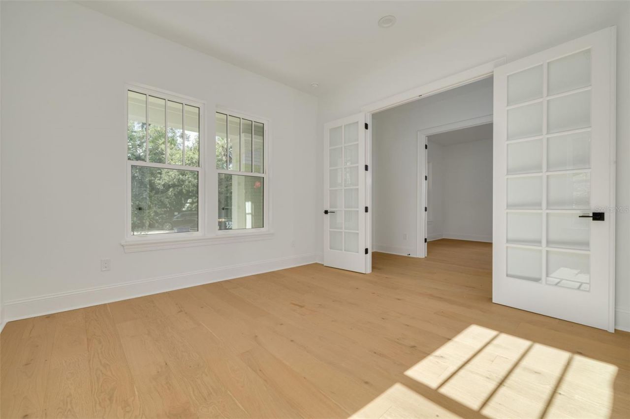 125 24th Avenue Se, Saint Petersburg, FL 33705 Photo